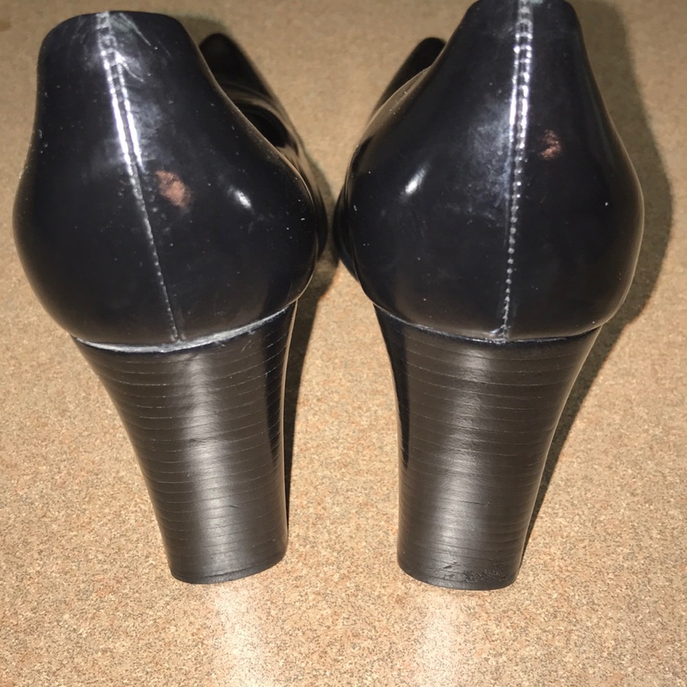Prada Pumps - Picture 5 of 8